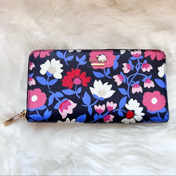 New! Rare KATE SPADE Cameron Street Daisy Lacey Leather Zip Around Wallet - Picture 2 of 7